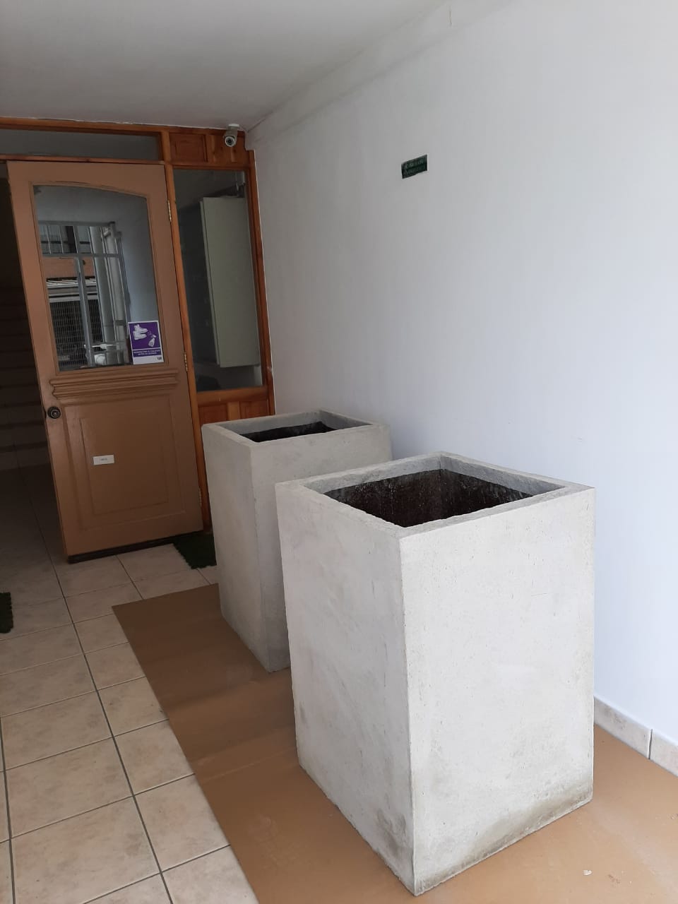 Macetero Cubo Prisma de Cemento Macetero Cubo Prisma de Cemento